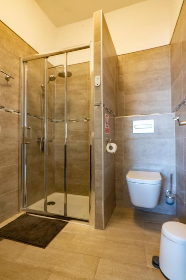 Spacious House With Huge Terrace Facing The Sea Bocacangrejo Екстер'єр фото